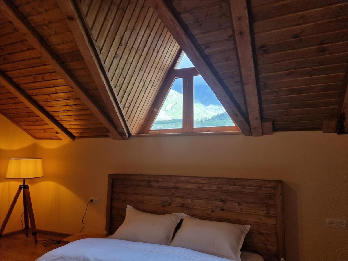 Отель Graf Kazbegi Экстерьер фото