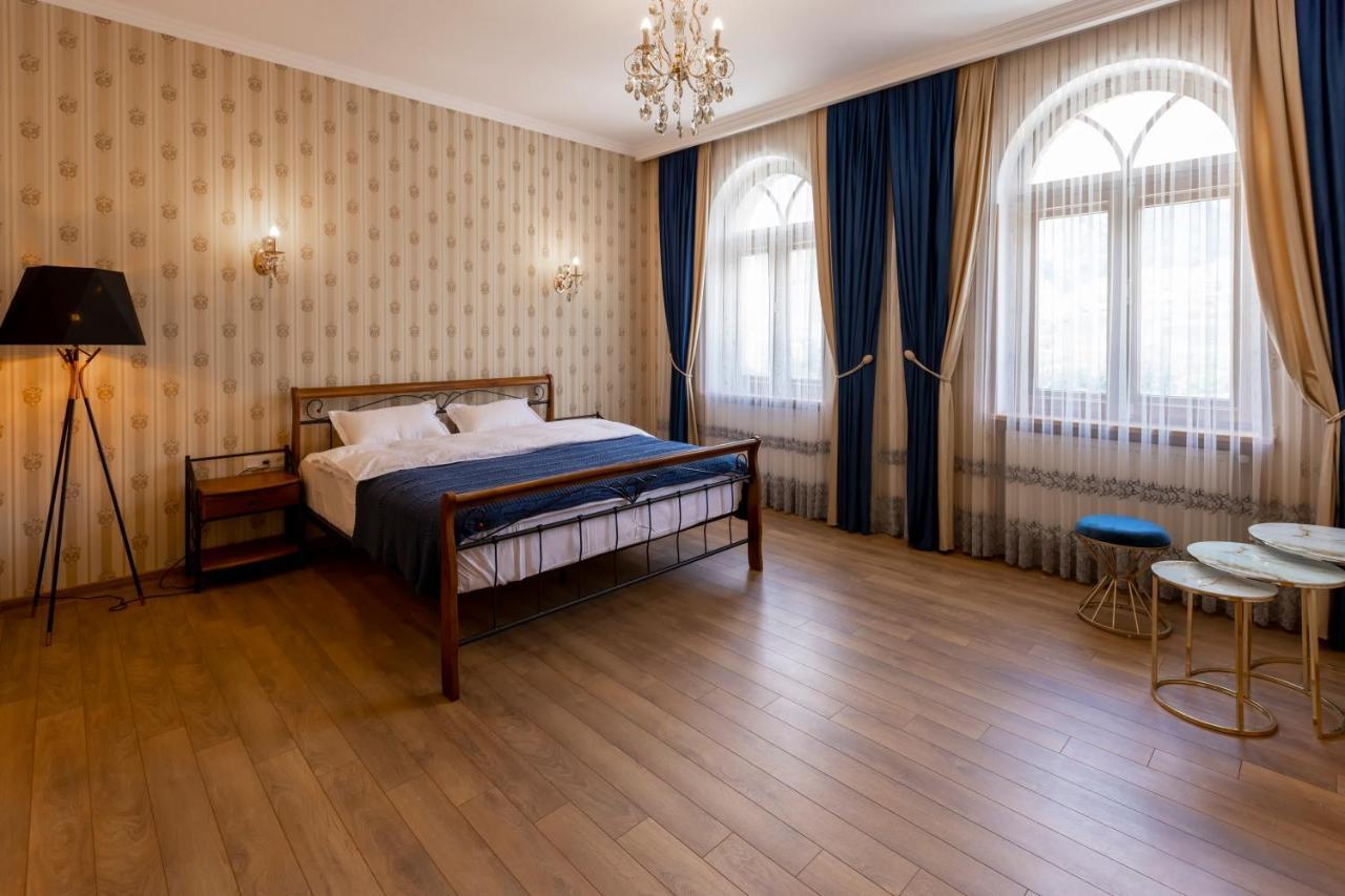Отель Graf Kazbegi Экстерьер фото